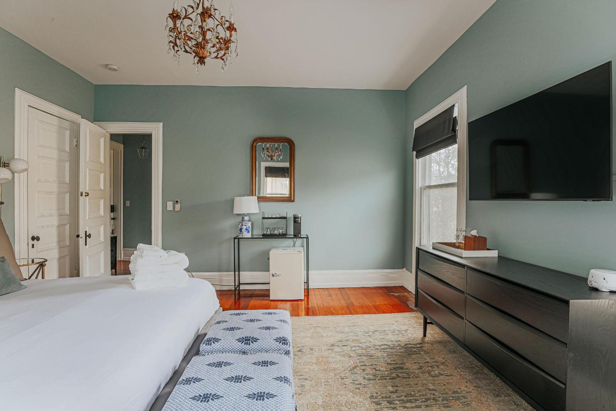The Historic Berkeley Place Staunton Bilik gambar